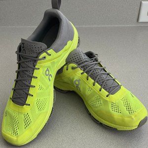 ON Cloudsurfer Running Shoe yellow/gray